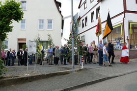 Fronleichnamsprozession durch die Straßen von Naumburg (Foto: Karl-Franz Thiede)